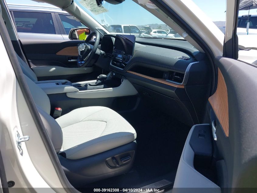 2024 Toyota Highlander - 5TDAAAA51RS006787
