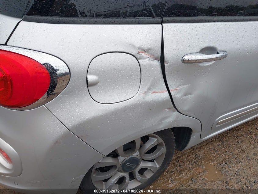 VIN: ZFBCFACH1HZ038740 2017 FIAT 500L LOUNGE