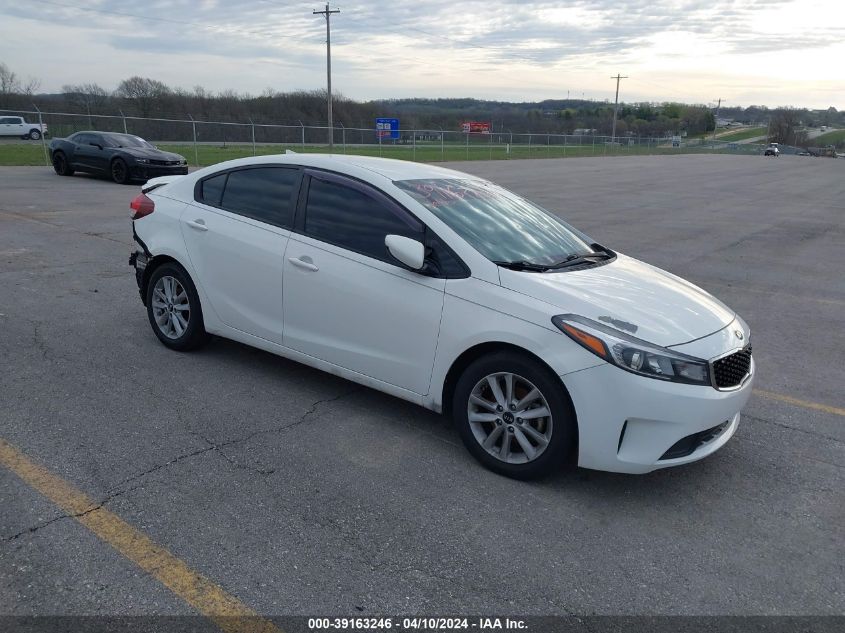 2017 Kia Forte S VIN: 3KPFL4A71HE014240 Lot: 39163246