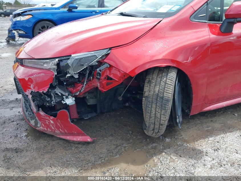 VIN JTDEPMAE8MJ180556 2021 TOYOTA COROLLA LE