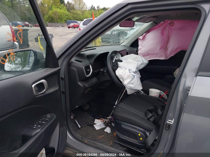 2023 Hyundai Venue Sel VIN: KMHRC8A3XPU213980 Lot: 39164280