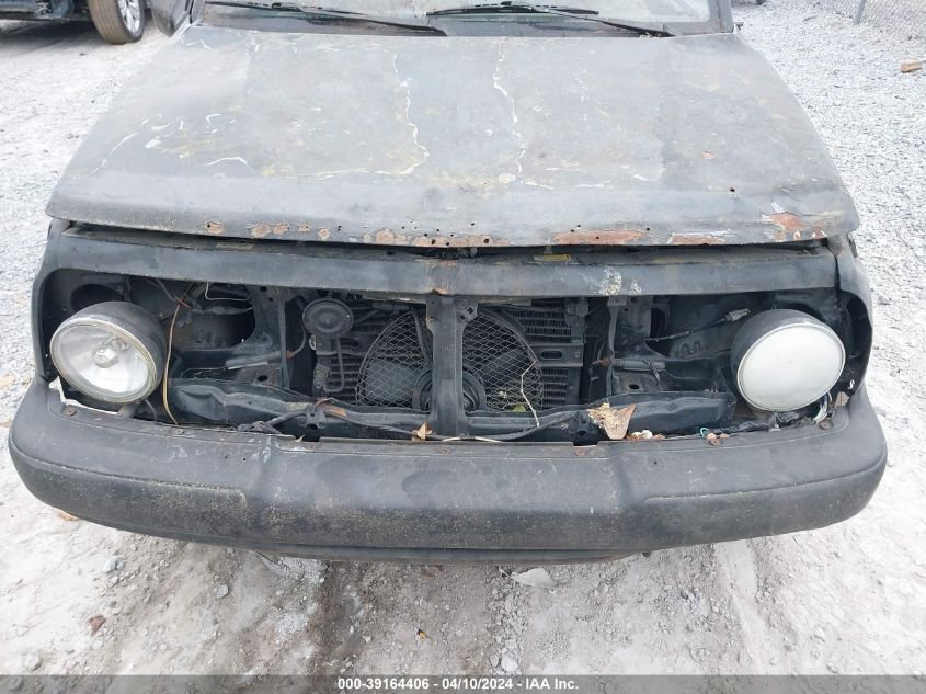 1997 Geo Tracker Softtop VIN: 2CNBE1867V6926284 Lot: 39164406