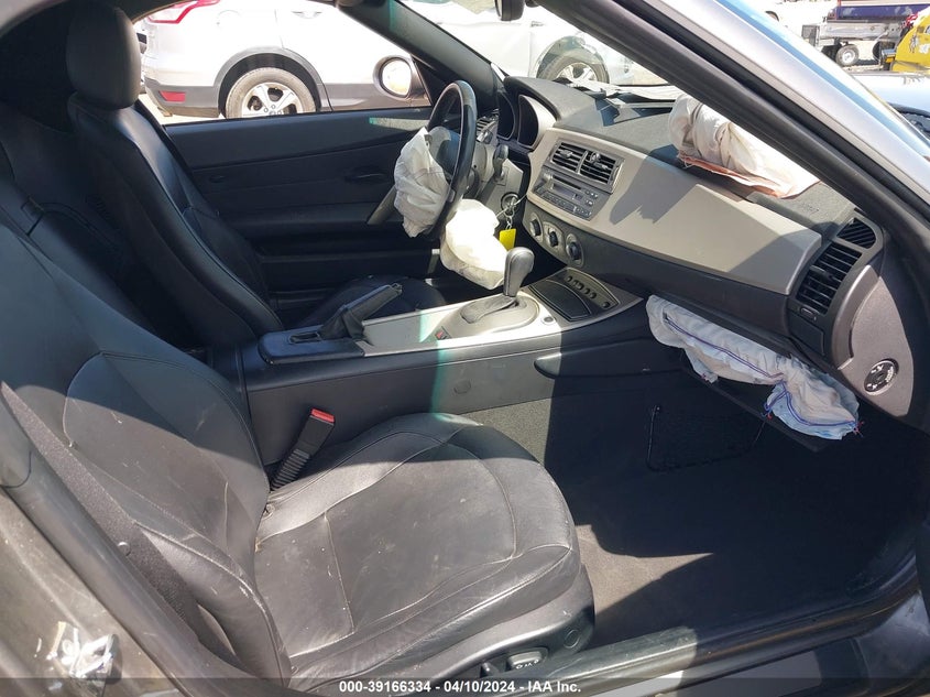 2003 BMW Z4 3.0I VIN: 4USBT53403LU00438 Lot: 39166334