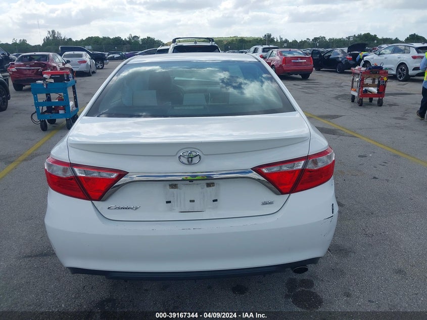 2017 TOYOTA CAMRY SE - 4T1BF1FKXHU395293