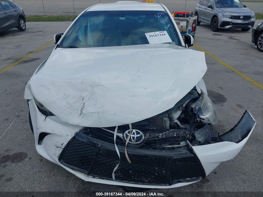 2017 TOYOTA CAMRY SE - 4T1BF1FKXHU395293