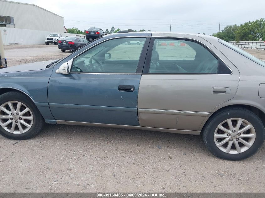 2001 Toyota Camry Xle VIN: 4T1BF28K51U130645 Lot: 39168485