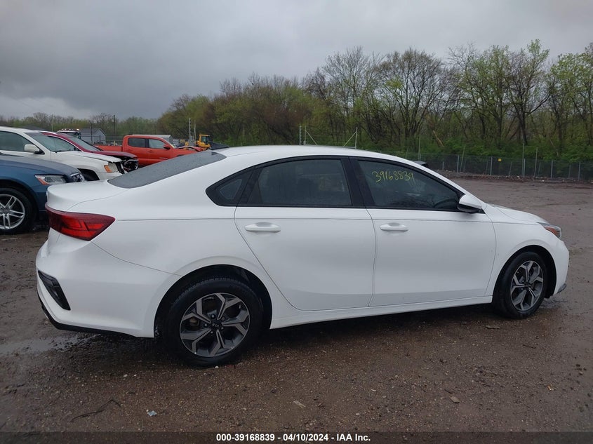 VIN 3KPF24AD9LE241094 2020 KIA FORTE LXS