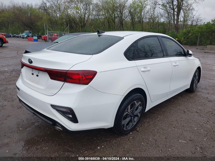 VIN 3KPF24AD9LE241094 2020 KIA FORTE LXS