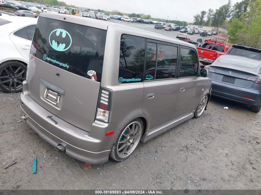 2005 Scion Xb VIN: JTLKT324350196884 Lot: 39169593