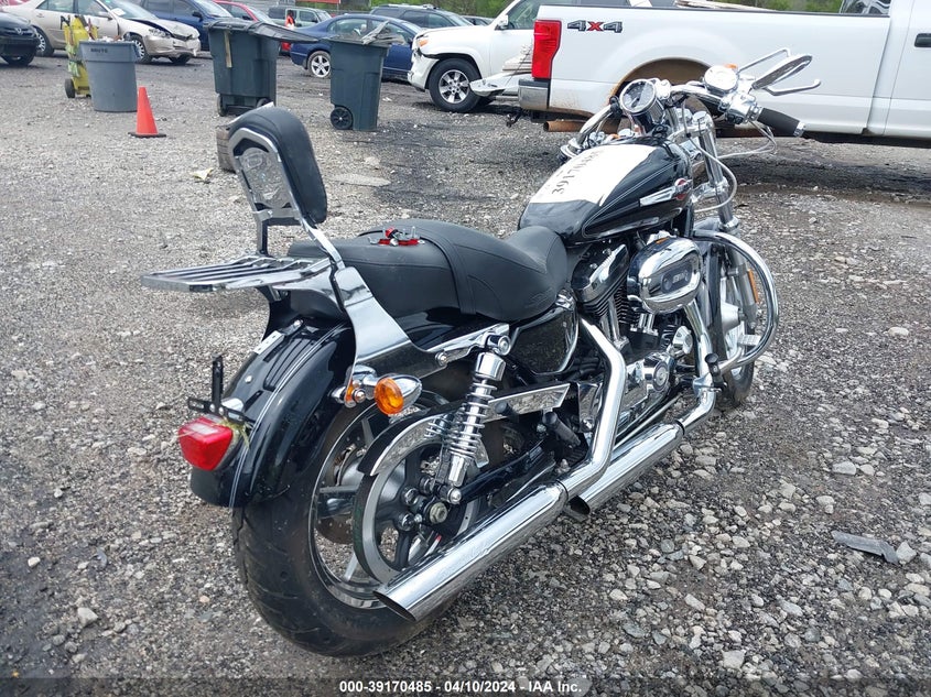 2012 HARLEY-DAVIDSON XL1200 C - 1HD1CT311CC411068