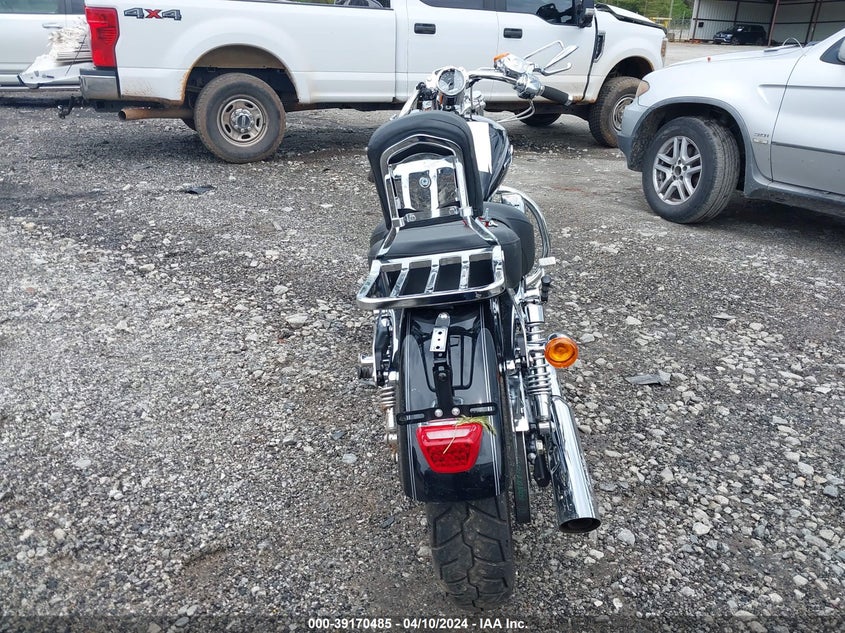 2012 HARLEY-DAVIDSON XL1200 C - 1HD1CT311CC411068