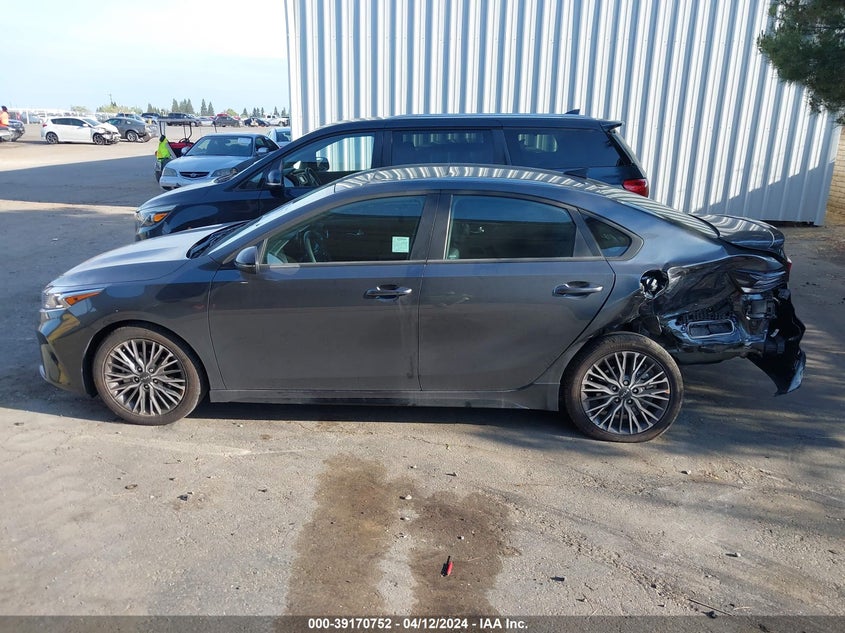 VIN 3KPF54AD1PE670761 2023 KIA FORTE GT LINE