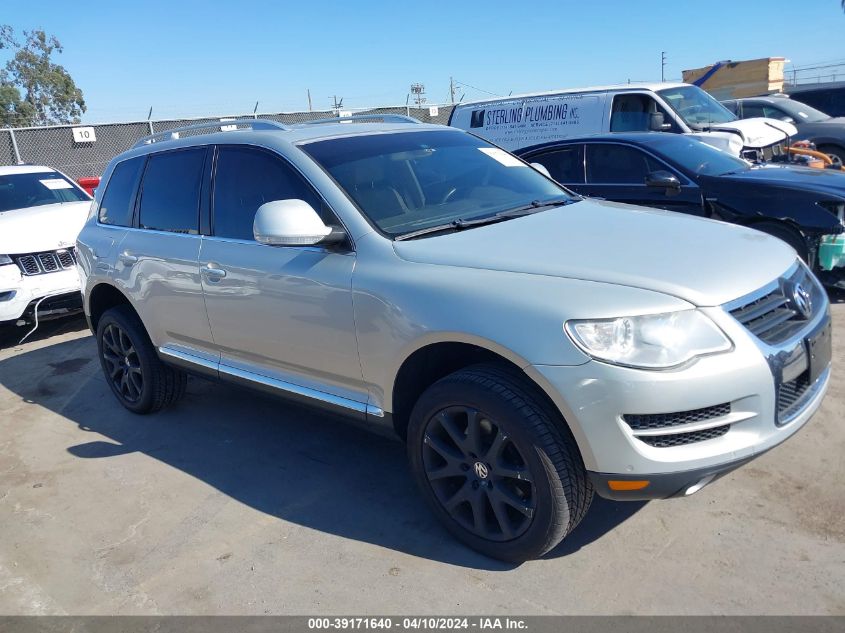 2010 Volkswagen Touareg V6 Tdi VIN: WVGFK7A91AD003800 Lot: 39171640