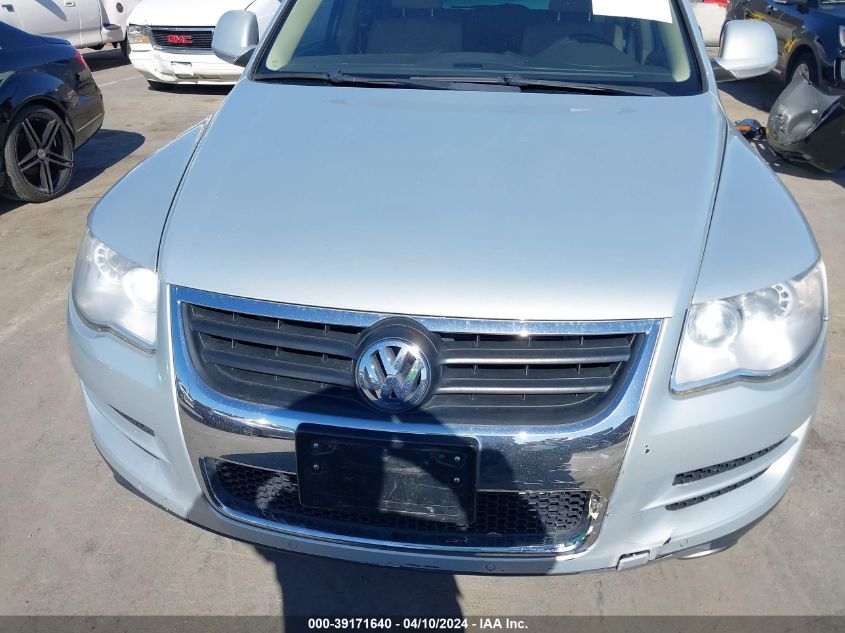 2010 Volkswagen Touareg V6 Tdi VIN: WVGFK7A91AD003800 Lot: 39171640