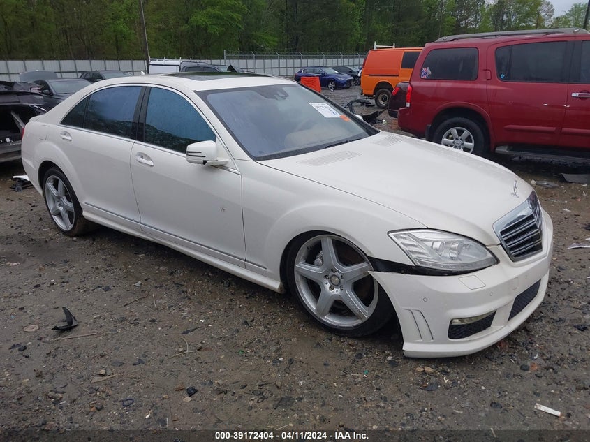 2011 Mercedes-Benz S 550 VIN: WDDNG7BB4BA374042 Lot: 39172404