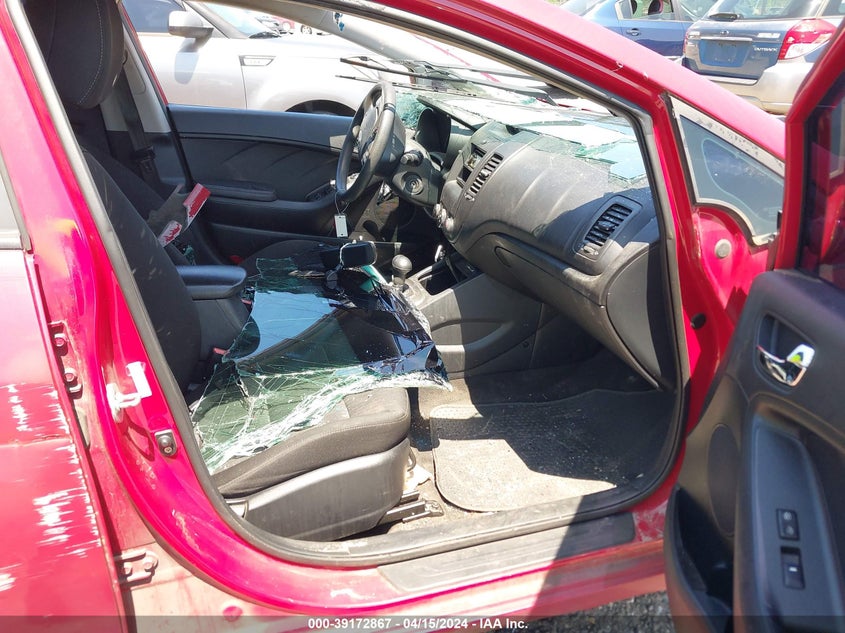 2016 KIA FORTE LX - KNAFK4A61G5588676