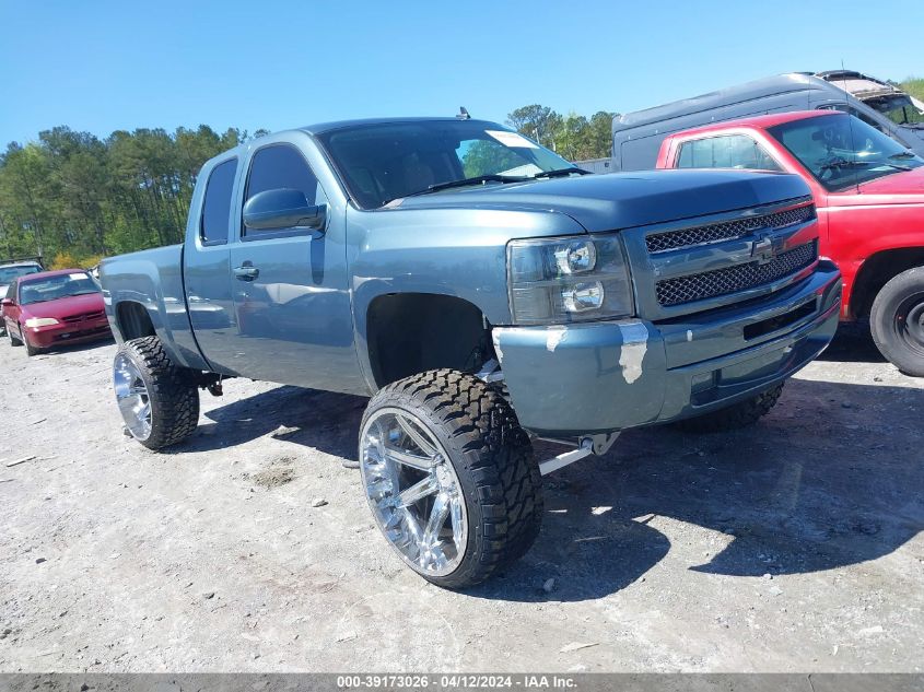 1GCRCSE09DZ379889 2013 Chevrolet Silverado 1500 Lt