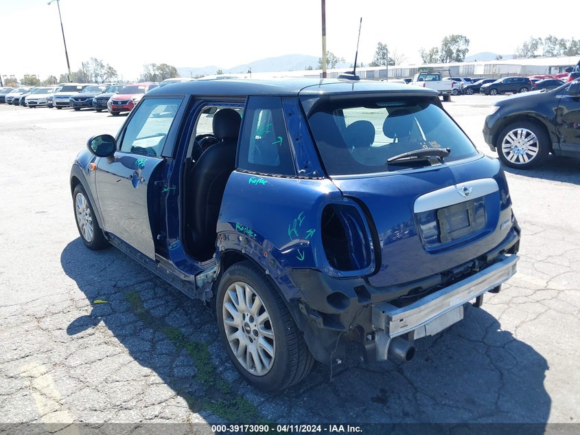2015 Mini Hardtop Cooper VIN: WMWXS5C55FT829633 Lot: 39173090