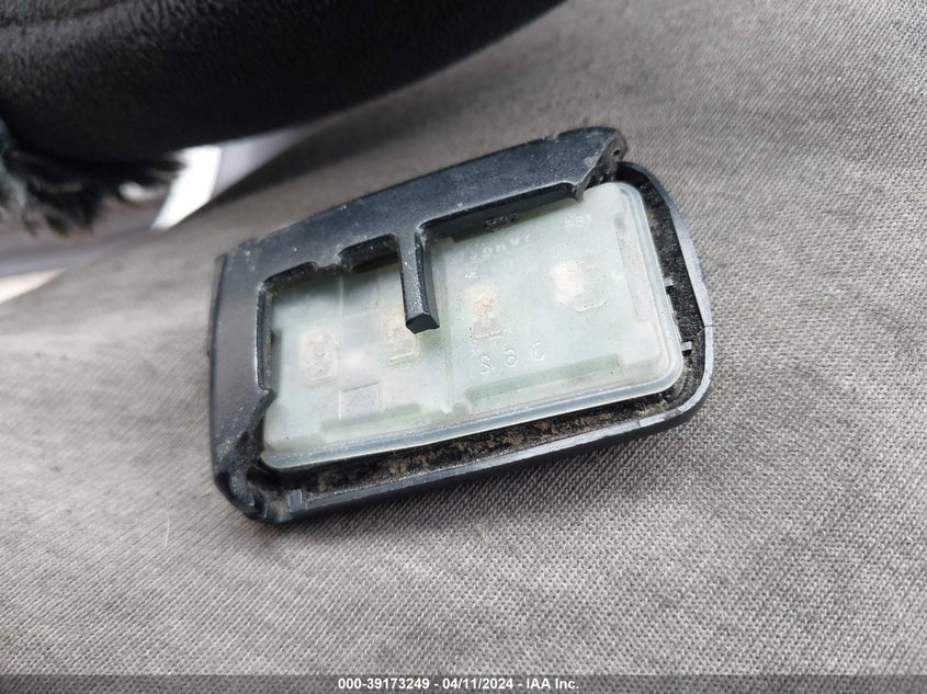 2017 TOYOTA RAV4 LIMITED/SE/PLATINUM - JTMDFREV0HJ703418