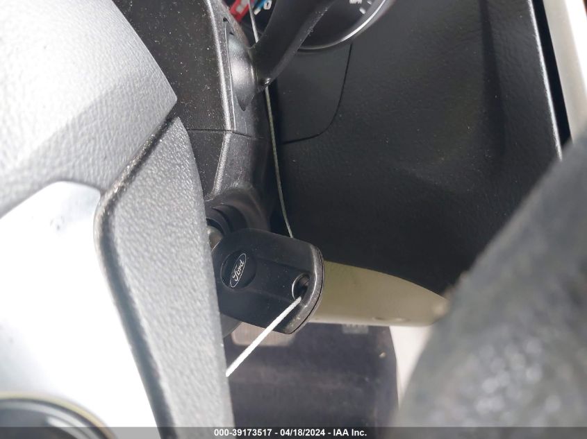 2014 Ford Focus Se VIN: 1FADP3F27EL446858 Lot: 39253316