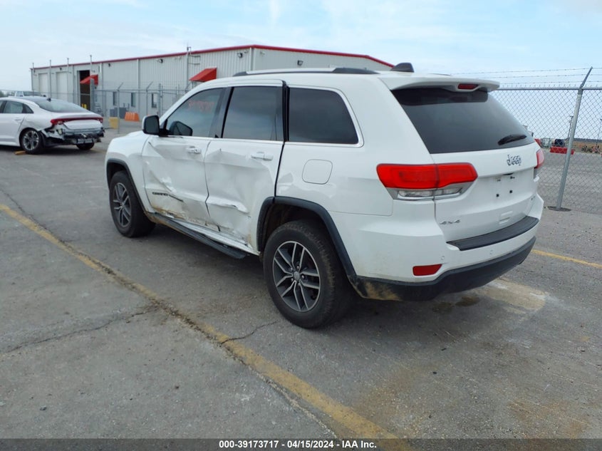VIN 1C4RJFAG9JC406152 2018 JEEP GRAND CHEROKEE LAREDO