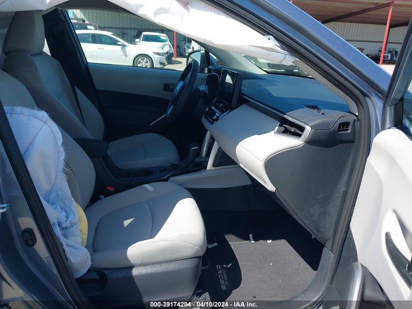 2024 Toyota Corolla Cross Le VIN: 7MUCAAAG6RV084711 Lot: 39174284