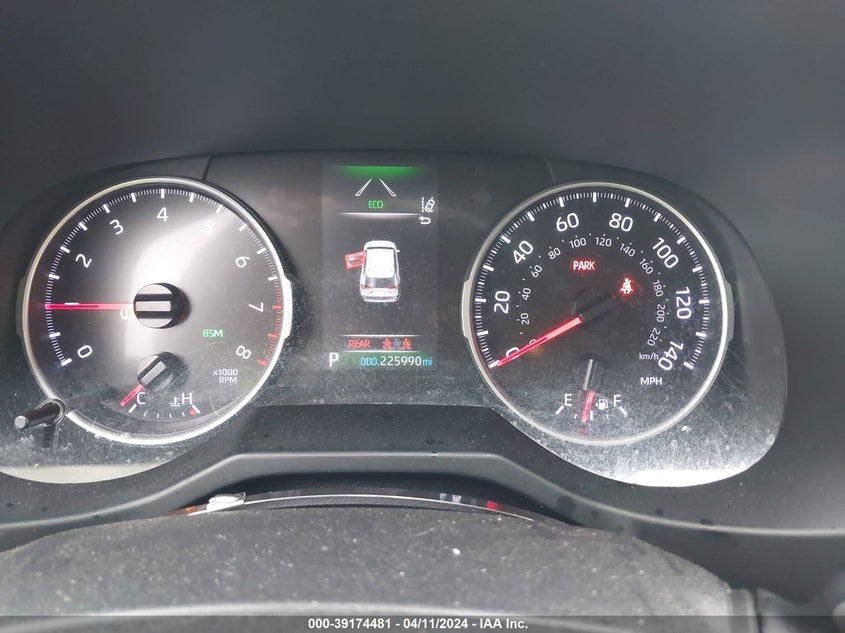VIN JTMW1RFV7LJ021196 2020 TOYOTA RAV4 XLE