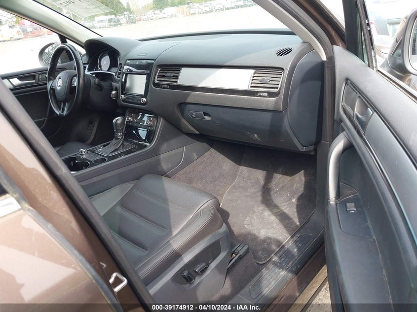 2013 VOLKSWAGEN TOUAREG VR6 SPORT - WVGEF9BPXDD009480