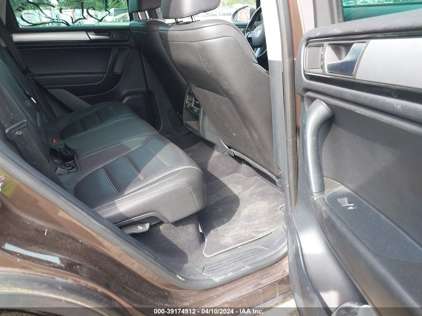 2013 VOLKSWAGEN TOUAREG VR6 SPORT - WVGEF9BPXDD009480
