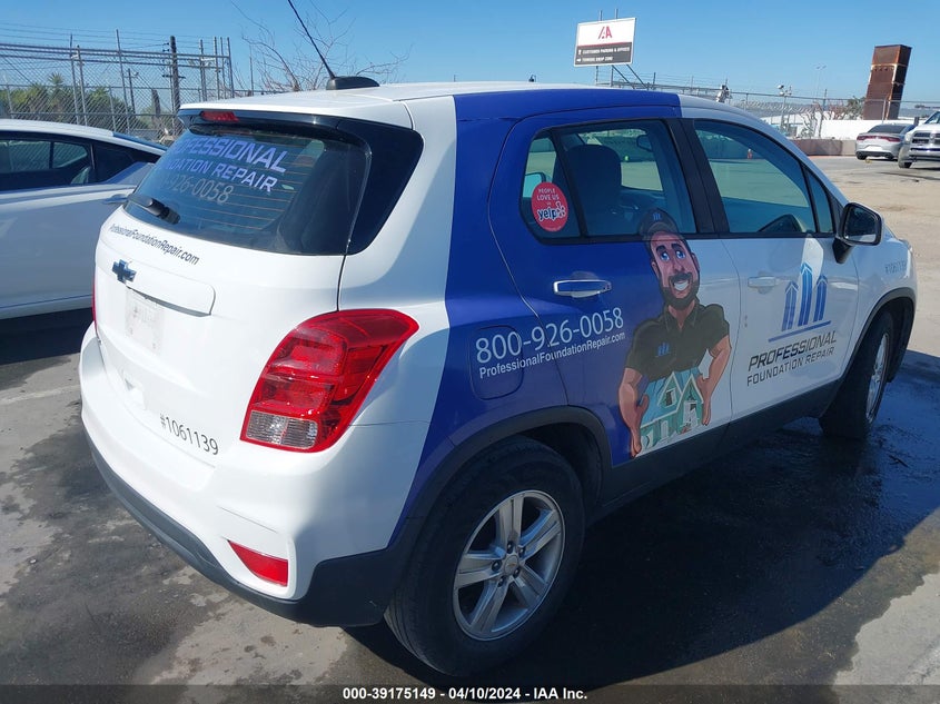 VIN KL7CJKSB0LB067062 2020 CHEVROLET TRAX FWD LS