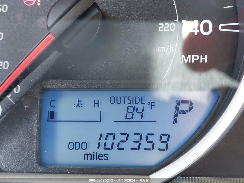 2015 TOYOTA RAV4 LE - JTMZFREV8FJ059380