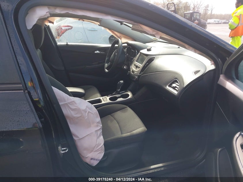 2018 CHEVROLET CRUZE LS - 1G1BC5SM0J7191031