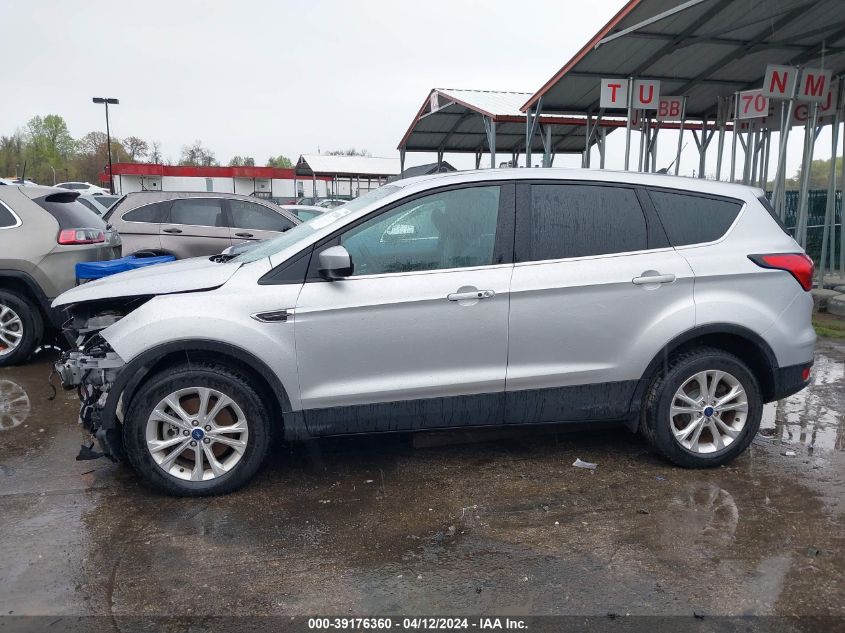 2019 FORD ESCAPE SE - 1FMCU9GD5KUA44811