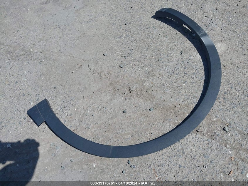 2023 VOLKSWAGEN ID.4 PRO - 1V2CMPE88PC032081