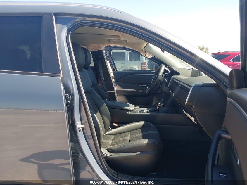 VIN 7MMVABCM4PN137551 2023 MAZDA CX-50 2.5 S PREFERRED PLUS