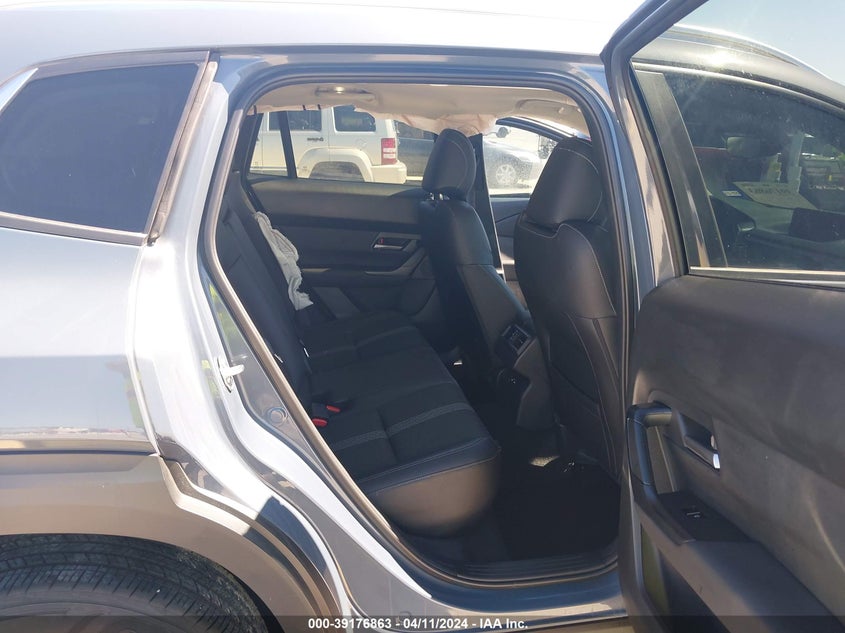 VIN 7MMVABCM4PN137551 2023 MAZDA CX-50 2.5 S PREFERRED PLUS