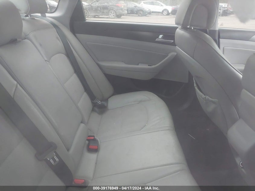 VIN 5NPE34AFXHH527114 2017 HYUNDAI SONATA SPORT