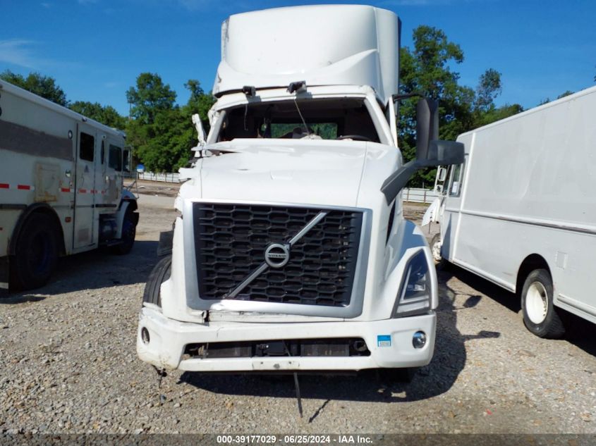 2023 Volvo Vnr VIN: 4V4WC9EH5PN304950 Lot: 39177029