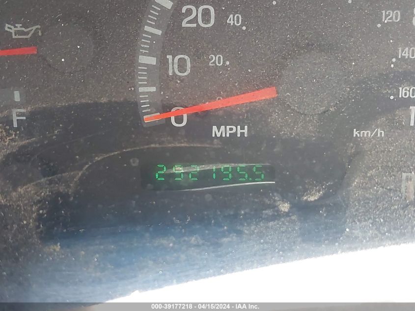 2002 Ford F-150 Xl/Xlt VIN: 1FTRX17242NA10407 Lot: 39177218