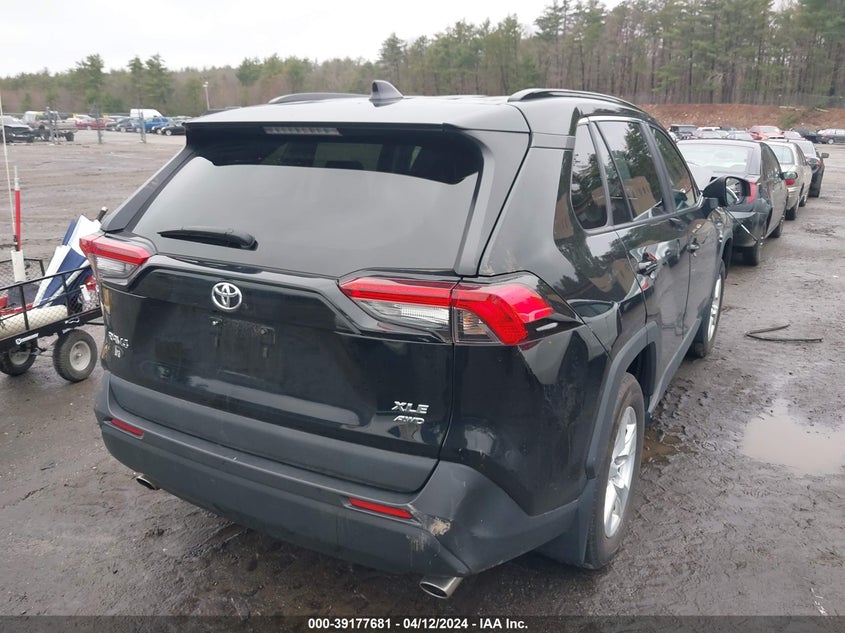 2021 TOYOTA RAV4 XLE/XLE PREMIUM - 2T3P1RFVXMC151112