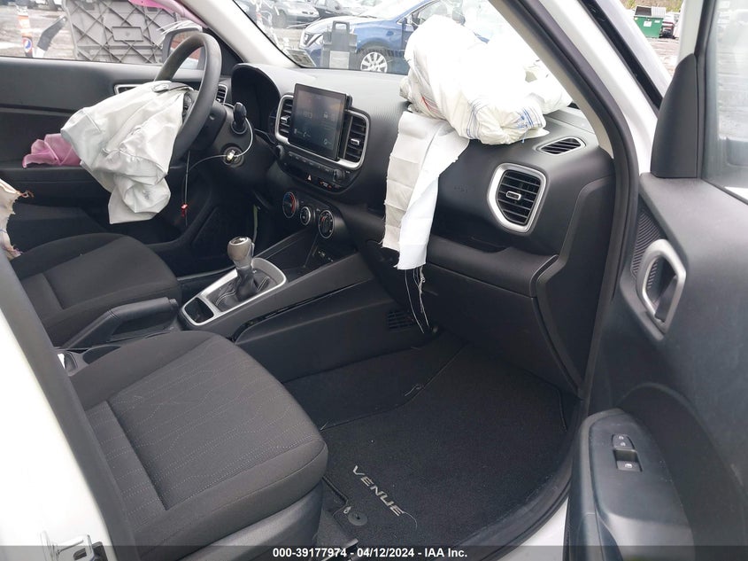 2022 Hyundai Venue Se VIN: KMHRB8A36NU192710 Lot: 39177974