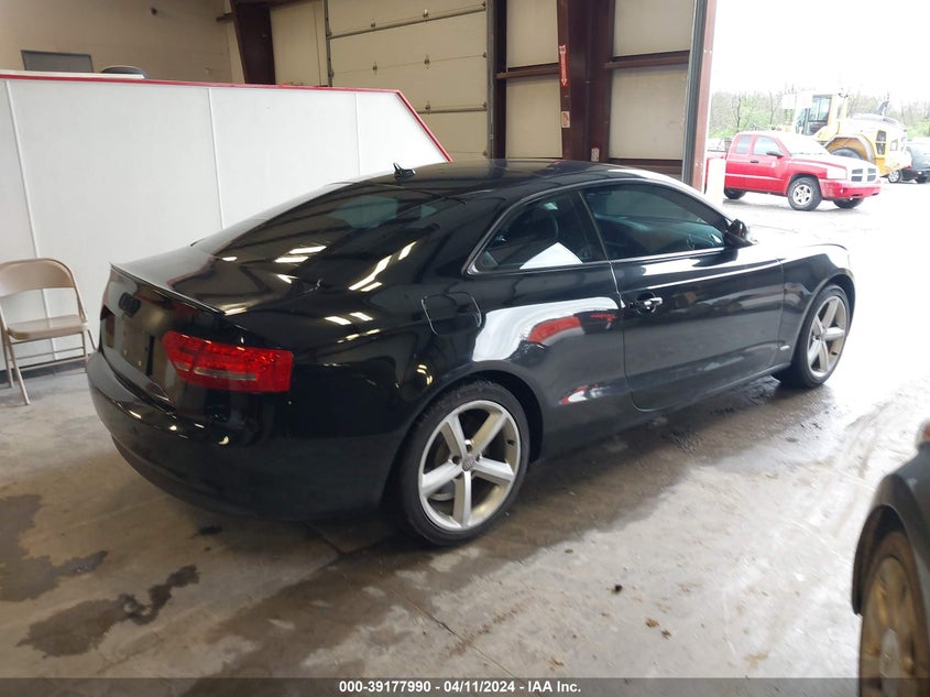 2010 Audi A5 2.0T Premium VIN: WAULFAFR6AA047260 Lot: 39177990