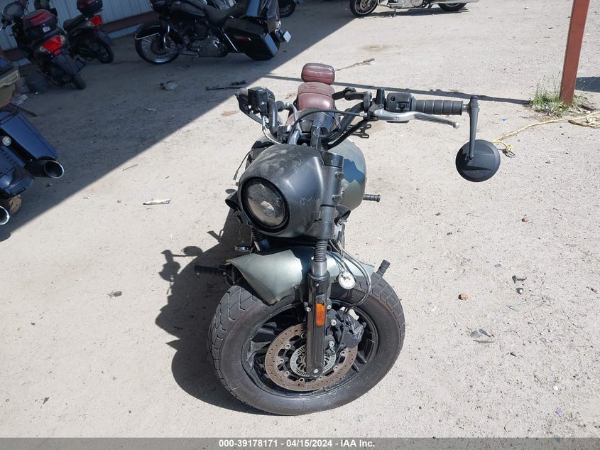 2021 INDIAN MOTORCYCLE CO. SCOUT BOBBER ABS 56KMTA009M3170791