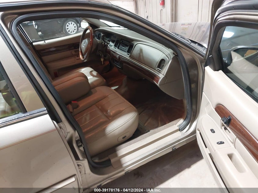 2003 Mercury Grand Marquis Ls VIN: 2MEFM75WX3X699064 Lot: 39178176