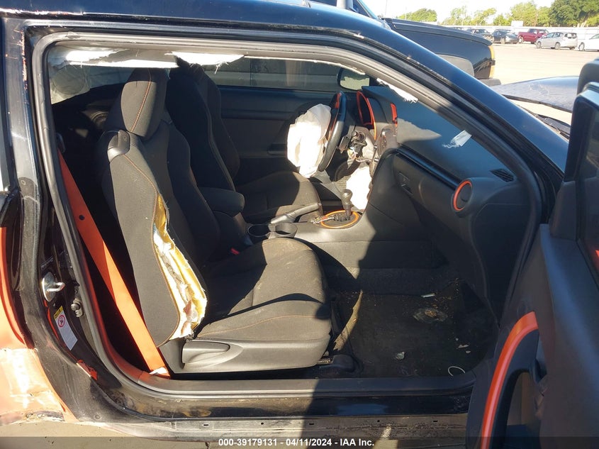 2015 Scion Tc Release Series 9.0 VIN: JTKJF5C77FJ007418 Lot: 39179131