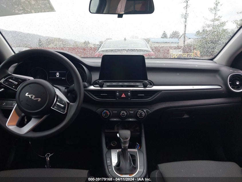 VIN 3KPF24AD3RE716957 2024 KIA FORTE LXS