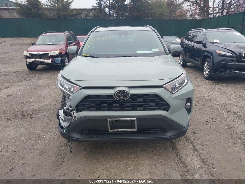 2019 TOYOTA RAV4 XLE PREMIUM - JTMA1RFV9KD506964