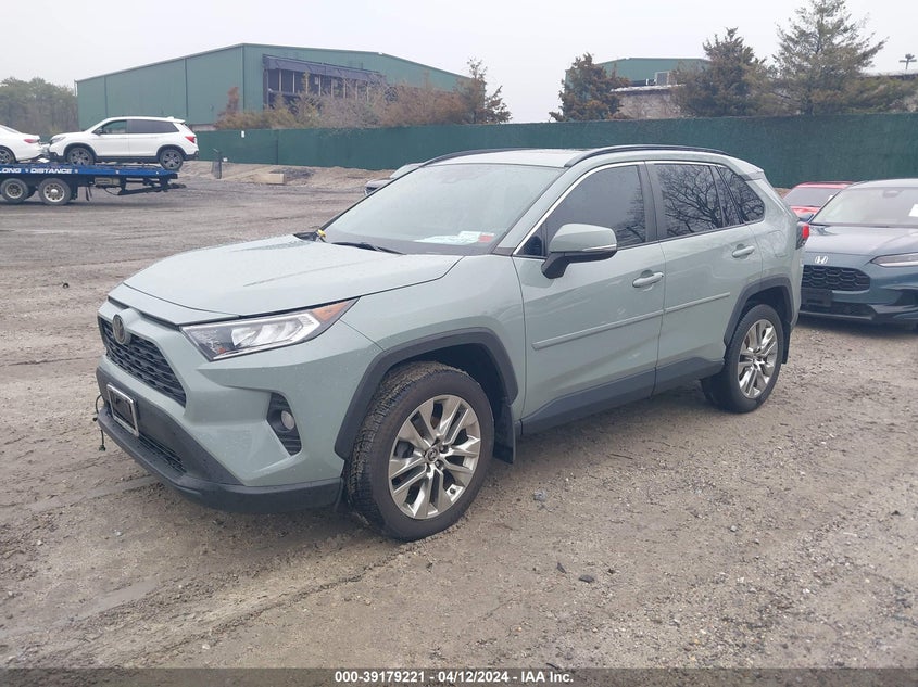 2019 TOYOTA RAV4 XLE PREMIUM - JTMA1RFV9KD506964