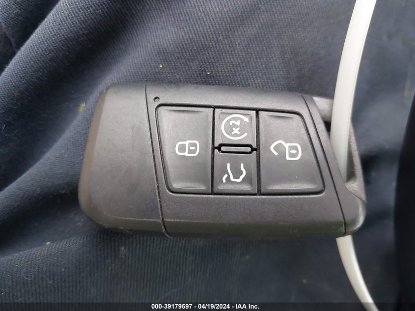 2019 Volkswagen Jetta 1.4T R-Line/1.4T S/1.4T Se VIN: 3VWC57BU1KM225953 Lot: 39179597