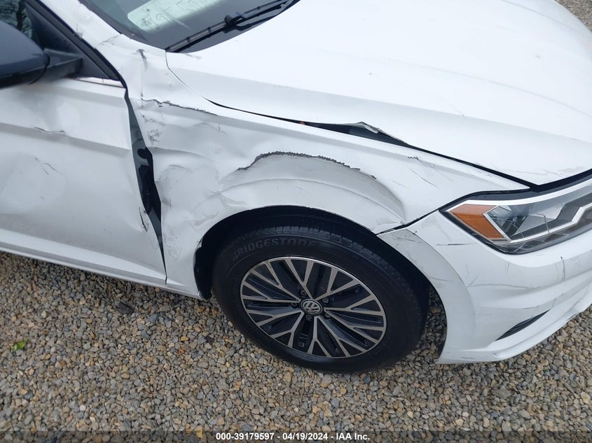 2019 Volkswagen Jetta 1.4T R-Line/1.4T S/1.4T Se VIN: 3VWC57BU1KM225953 Lot: 39179597